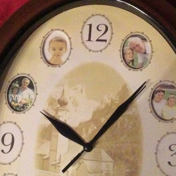 Photo Frame Clock - Picture 2 of 6